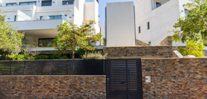 La Cañada Home in Marbella