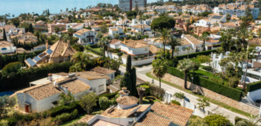 VILLA MARBELLA EAST. LAS CHAPAS