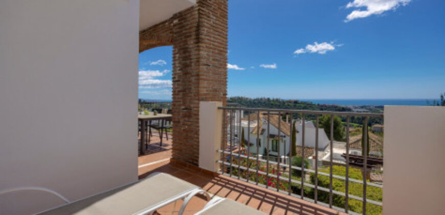 APARTAMENT, LOS ARQUEROS BENAHAVIS. Spacious and bright