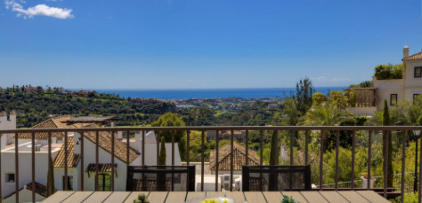 APARTAMENT, LOS ARQUEROS BENAHAVIS. Spacious and bright