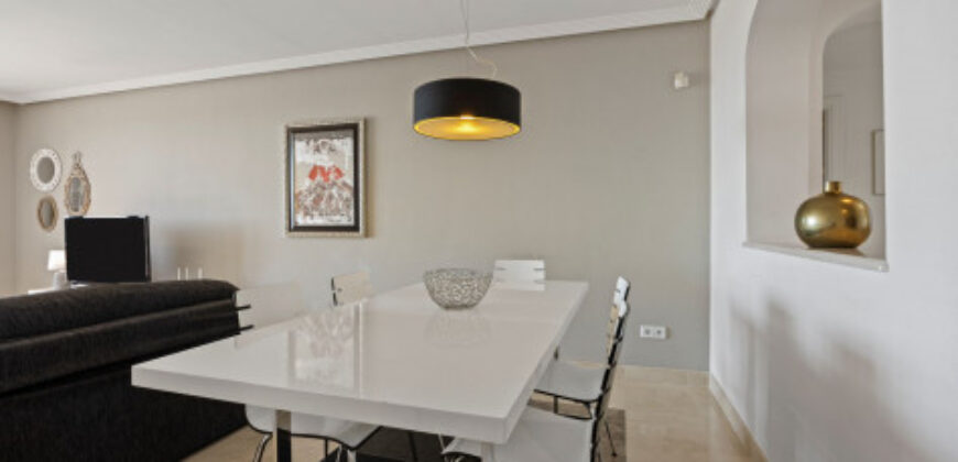APARTAMENT, LOS ARQUEROS BENAHAVIS. Spacious and bright