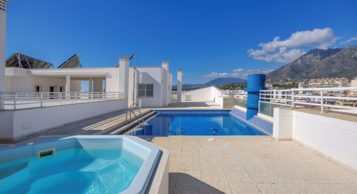 NEW LUXURY APARTMENT IN THE HEART OF MARBELLA