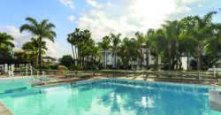 Impeccable Luxury apartment, Persian Gardens, Marina Puente Romano