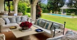 VILLA EN CALAHONDA