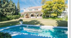VILLA EN CALAHONDA