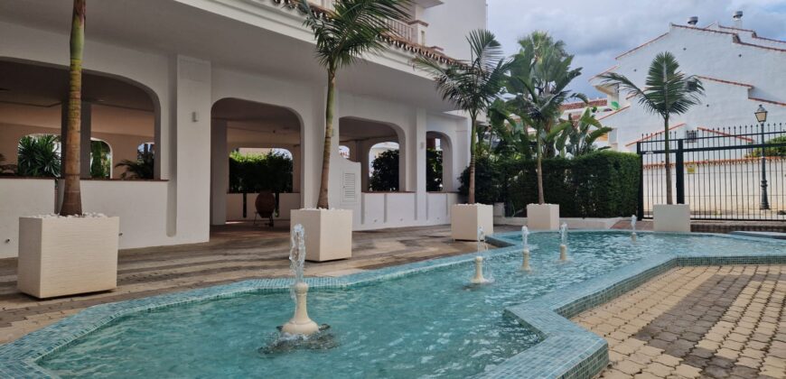 APARTMENT IN PUERTO BANUS