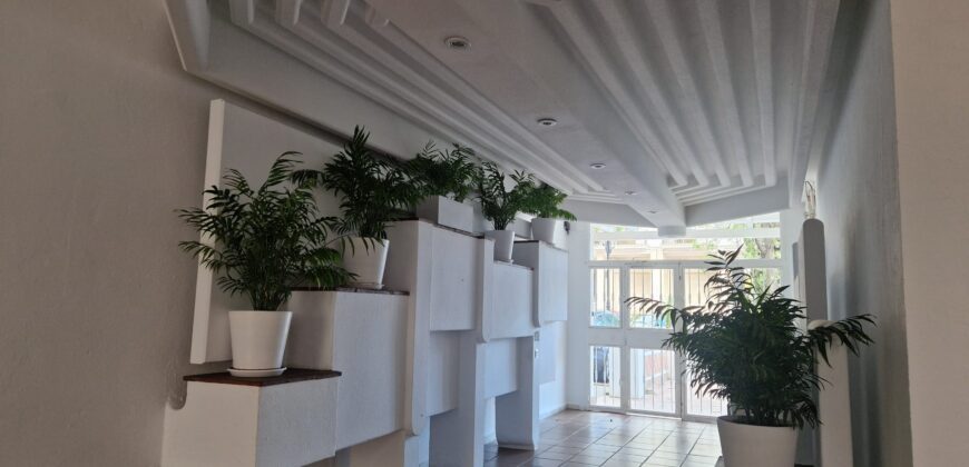APARTMENT IN PUERTO BANUS
